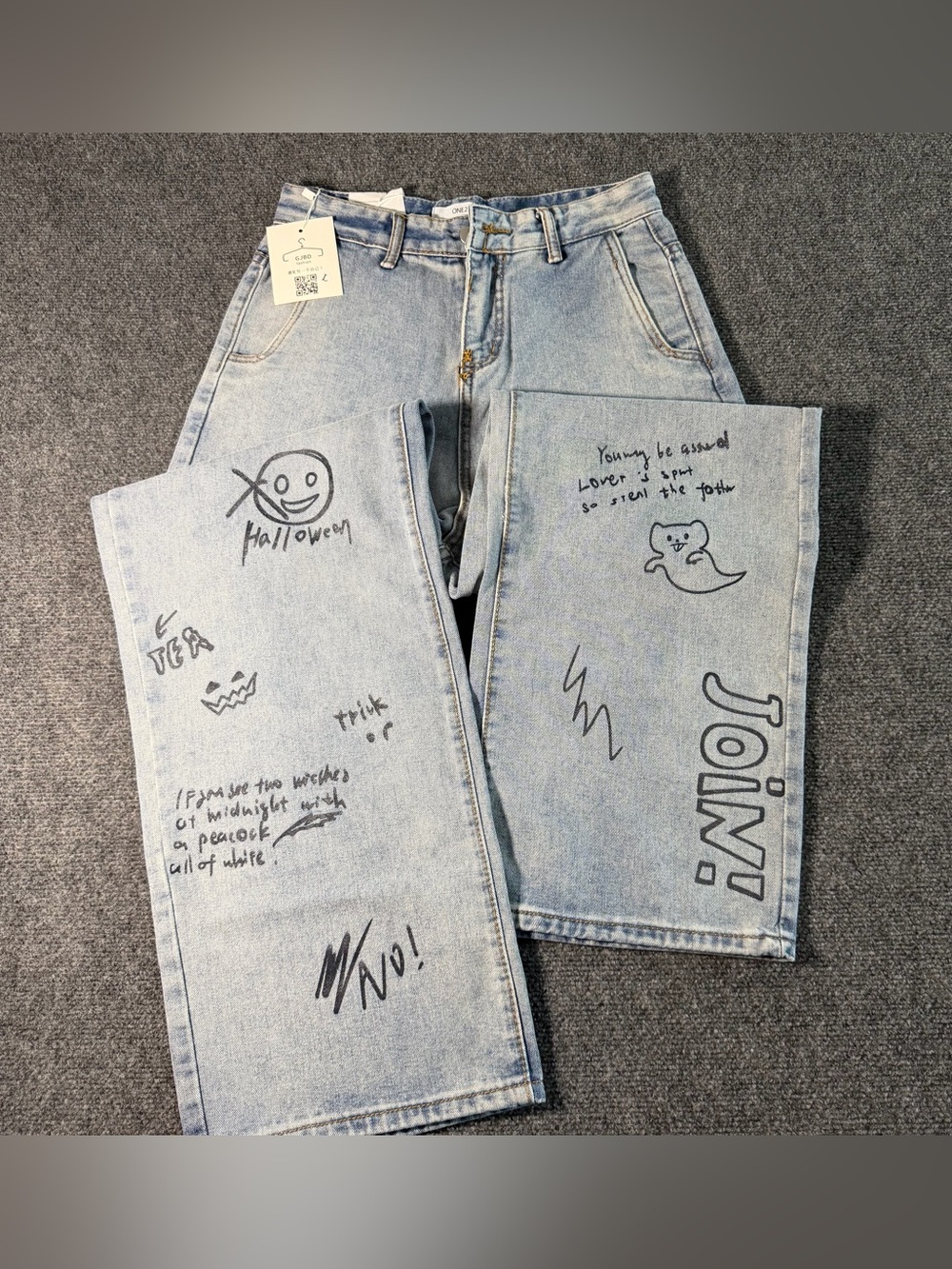 GJBD One2 Light-Wash Baggy Denim Halloween Doodle Size Large Wide-Leg NEW